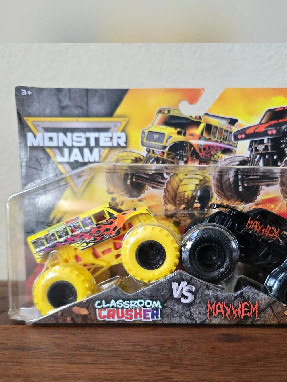 New Monster Jam Spin Master Classroom Crusher vs Mayhem 2-Pack Monster Truck